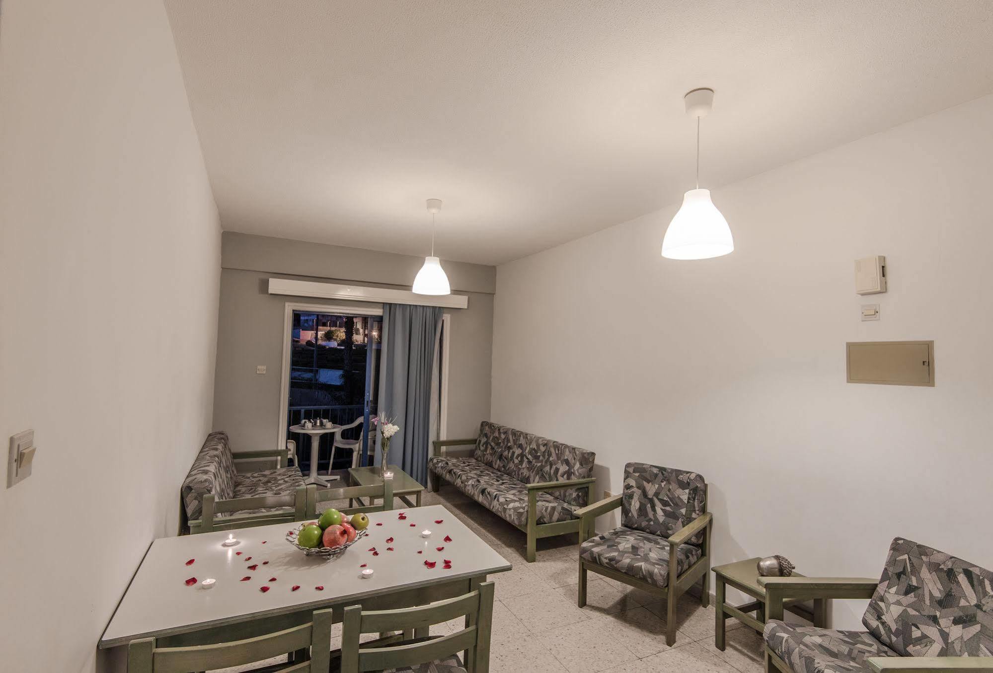 Cordelia Hotel Apartments Айя-Напа Экстерьер фото